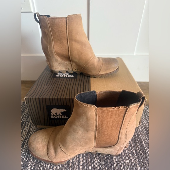 Sorel Lea Wedge Leather Boots - Picture 2 of 12